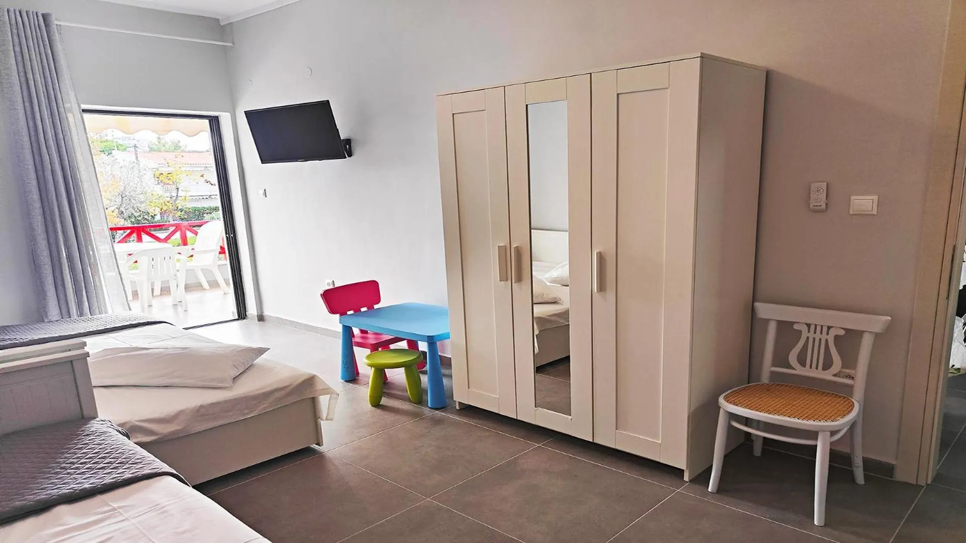 Chanioti Beach Front Apartment Greece